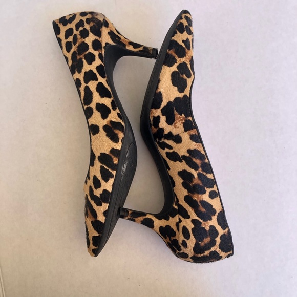 Gianni Bini Calf Skin Leopard Heels - Picture 5 of 7